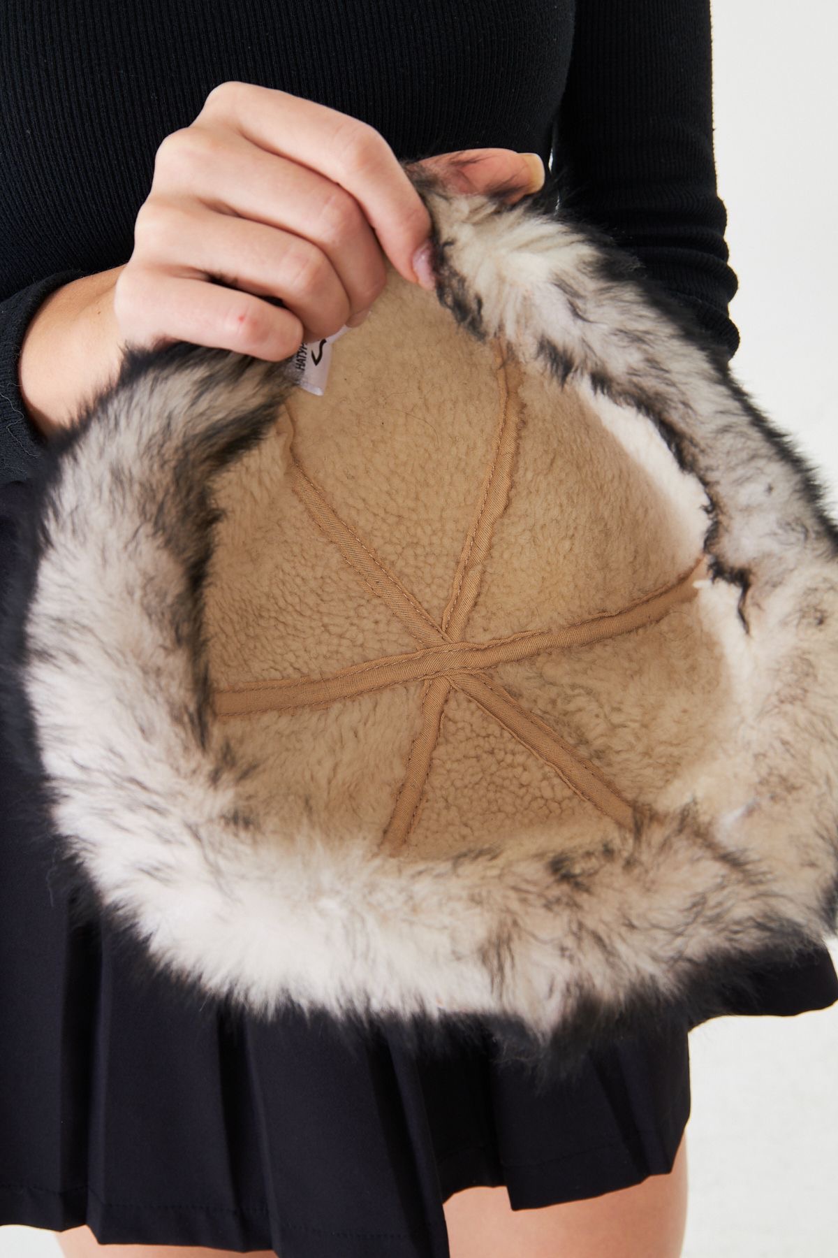 The Toscana Elegance: Hand-Crafted Ladies' Toscana Hat - Image 2